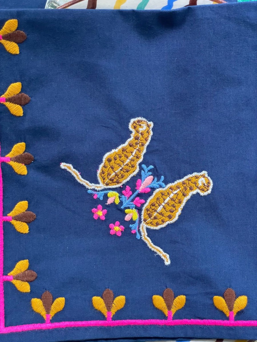 Heim Nimo With Love | Serviette Multi Leo Stickerei Auf Marineblau