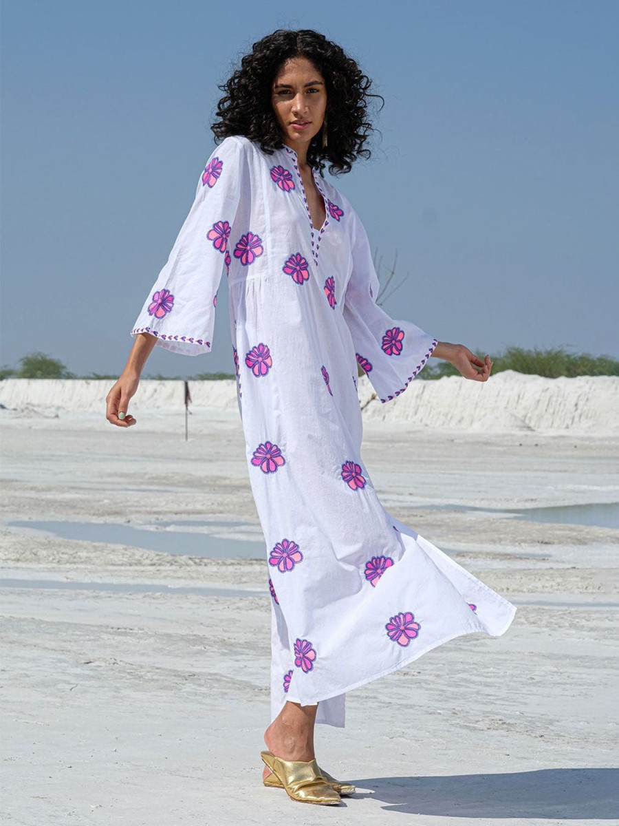 Kleidung Nimo With Love | Blauer Opal-Kaftan Mit Funky-Blumenstickerei Auf Weis